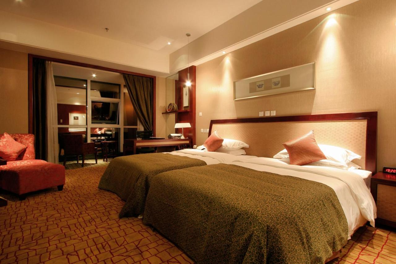 Empark Grand Hotel Куньмін Екстер'єр фото