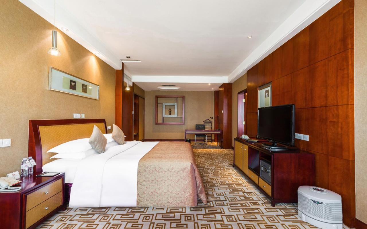 Empark Grand Hotel Куньмін Екстер'єр фото