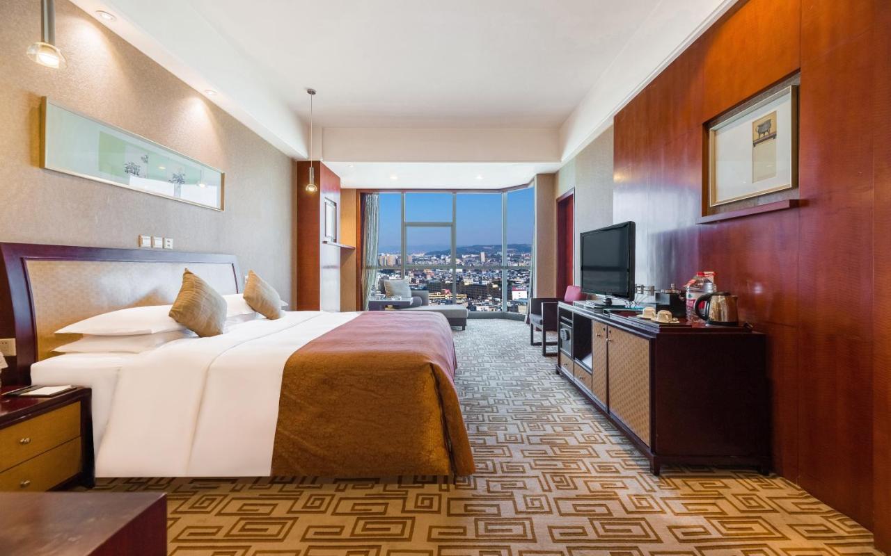 Empark Grand Hotel Куньмін Екстер'єр фото